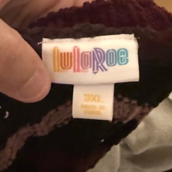 LULAROE Chucky Knit Sweater Size 3XL - Picture 3 of 3